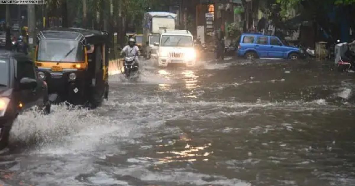 IMD issues Orange alert for heavy rains in Mumbai, other districts of Maharashtra for next 24 hours